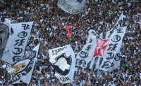 09-20091024-torcida.jpg