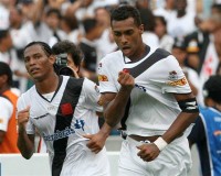 30-20091024-adriano-elton.jpg