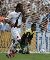 65-20091107carlosalberto16.jpg