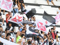 01-20100206-torcida.jpg
