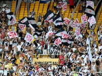 01-20100213-torcida.jpg