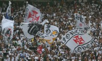 05-20100213-torcida.JPG