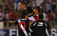 64-20100213-jogadores-comemoram.jpg