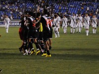 68-20100213-jogadores-comemoram.jpg