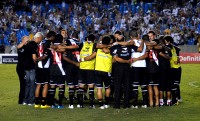 74-20100213-jogadores-comemoram.jpg