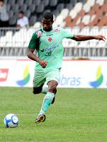 Dedé no treino do Vasco