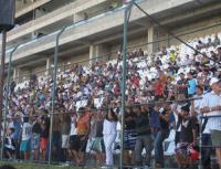 Torcida cruz-maltina enche o Frasqueirão no treino