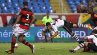 Momento do gol de Diego Souza