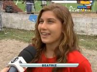 Beatriz concedendo entrevista para o Sportv