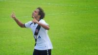 Hugo Borges festeja gol contra o ex-clube