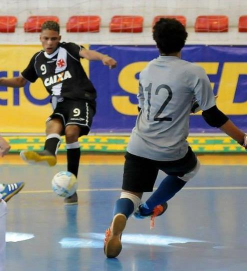 Joo Vittor, artilheiro do time sub-17 de Futsal do Vasco