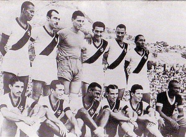 Foto do time antes do jogo Vasco 5 x 2 Flamengo - Torneio Relmpago 1944