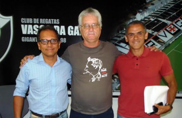 Da esquerda para a direita: Ricardo Leon Haddad (vice-presidente do DQS), Marco Bruno (gerente do DQS) e Fernando Gonalves