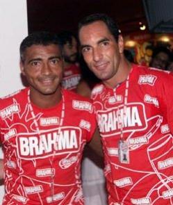 2005: Romrio encontra Edmundo no camarote da Brahma e afirma: 'No tem essa de desafeto. Somos parceiros'