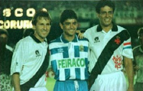 Roberto Dinamite com Zico e Bebeto, em sua despedida, em 1993