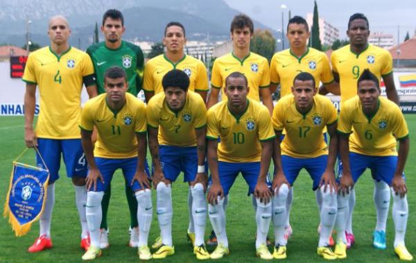 Thalles (camisa 9) na Seleo Brasileira Sub-21