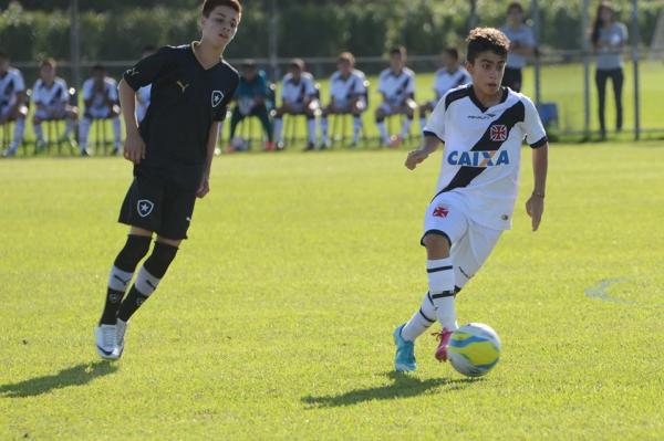Matheus Lima em ao contra o Botafogo