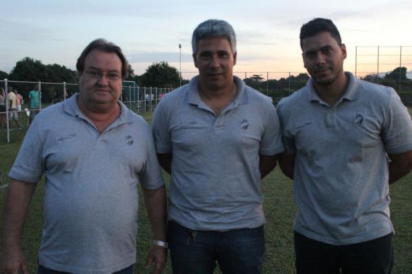 Manuel Pereira, Mrio Reigota (gerente de rea tcnica da base) e Vitor (gerente de logstica da base)