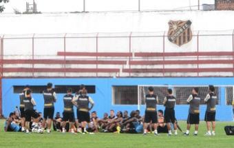 Treino do Botafogo no Estdio 'Divino FC'