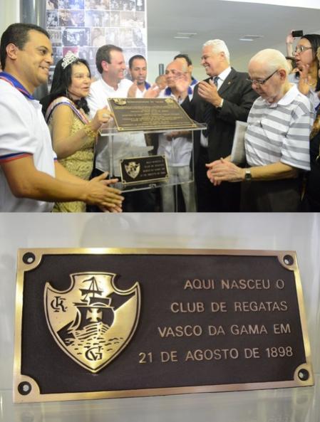 Prefeito Eduardo Paes e presidente vascano Roberto Dinamite inauguram placa na sede da S.D.P. Filhos de Talma em 2014: um erro histrico