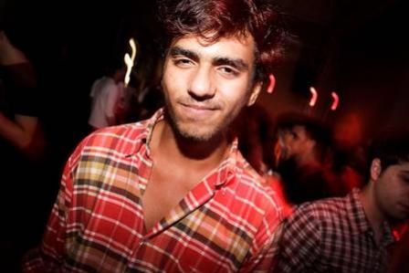 Alexandre Mortgua, hoje com 20 anos, vive em So Paulo