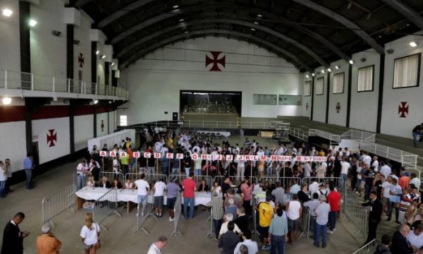 Pleito no Vasco: nmero de scios votantes representam 0,077% do total de vascanos espalhados pelo pas