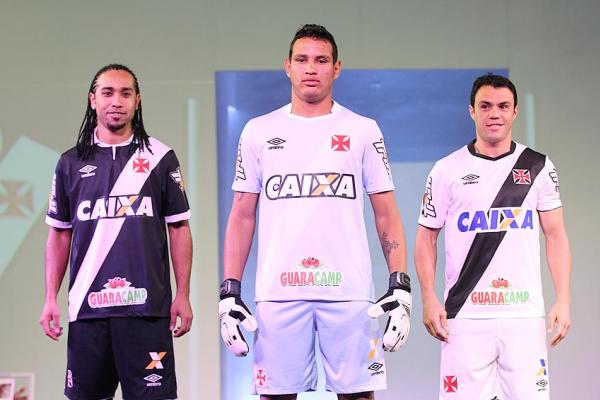 Em 02/10, o Vasco apresentou sua nova linha de camisas de jogo, fabricadas pela Umbro, sua nova fornecedora