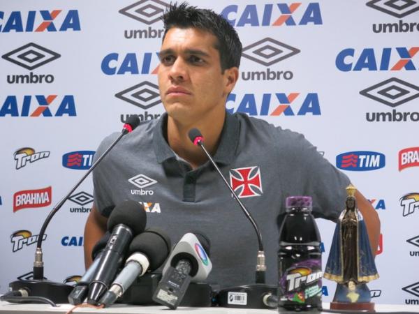 Lucas na entrevista desta quarta: volante deve iniciar o Carioca como titular