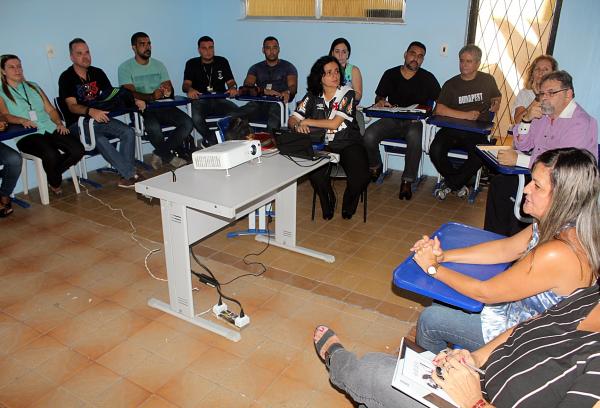 Professores se reuniram para definir a linha de trabalho do Colgio Vasco da Gama para 2015