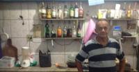Jos da Silva, dono do bar 'JJ', em frente ao hotel do Vasco: 'Eles so metidos'