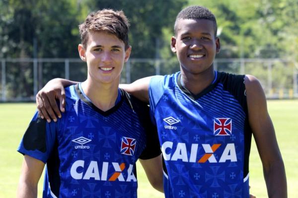 Mateus Vital e Alan Cardoso reforam o time sub-17