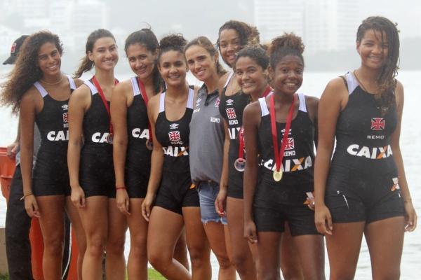 Fabiana Beltrame acompanhou os jovens atletas cruzmaltinos