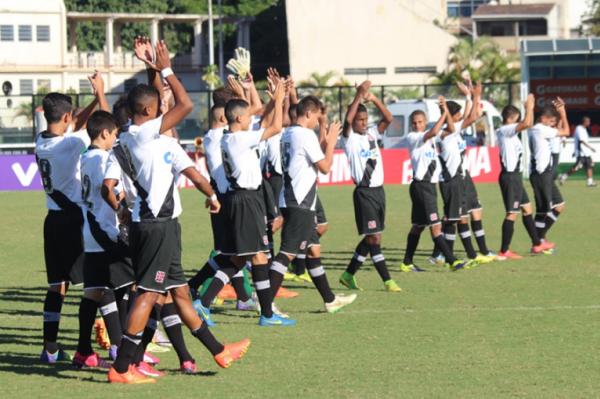 Infantil disputa clssico contra o Flamengo na Gvea