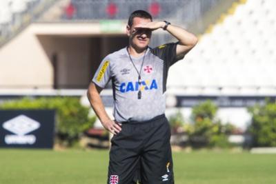 Doriva busca solues para recolocar o Vasco nos trilhos do Campeonato Brasileiro