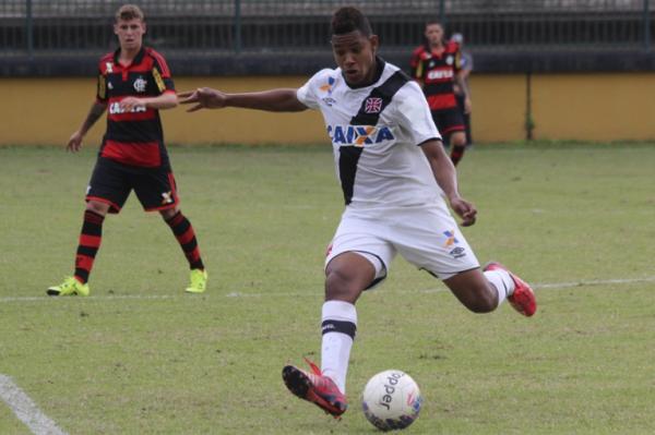 Matheus Isaas disputou seu primeiro clssico Vasco x Flamengo