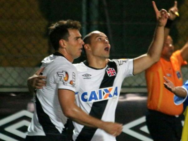 Vasco venceu o Duquecaxiense e manteve invencibilidade no Carioca