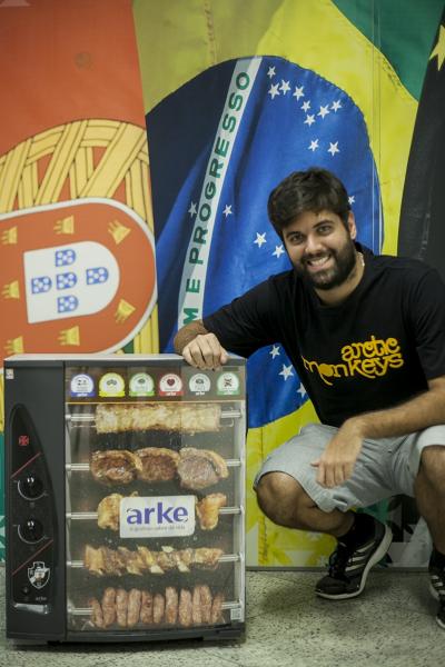 Pedro Henrique de Abreu ganhou a churrasqueira da Arke