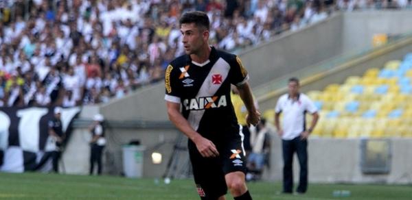 Bruno Gallo vem sendo titular do Vasco na vaga do volante Guiazu