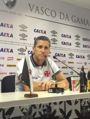 Jorginho est satisfeito com atuao do Vasco no clssico com o Botafogo