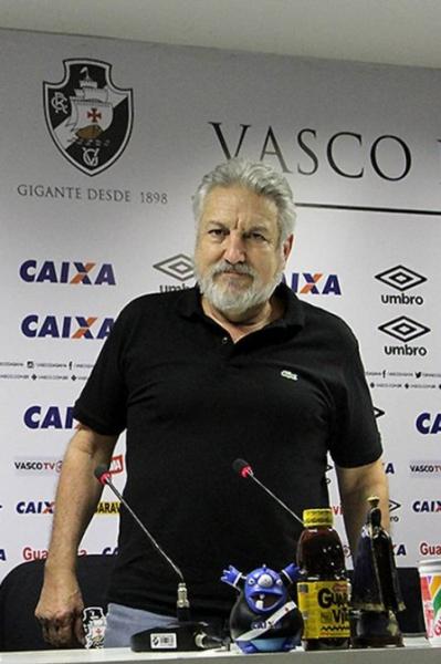 Jos Luis Moreira se afastou do Vasco depois do rebaixamento