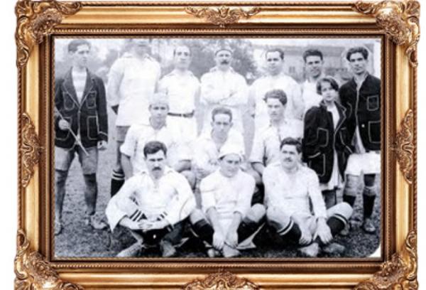 Time do Vasco na primeira vitria da histria do clube, em 29 de outubro de 1916: 2 a 1 sobre o River, pela terceira diviso da Liga Metropolitana, no campo do So Cristvo