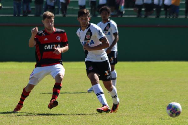 Andrey refora o sub-20 contra o Flamengo