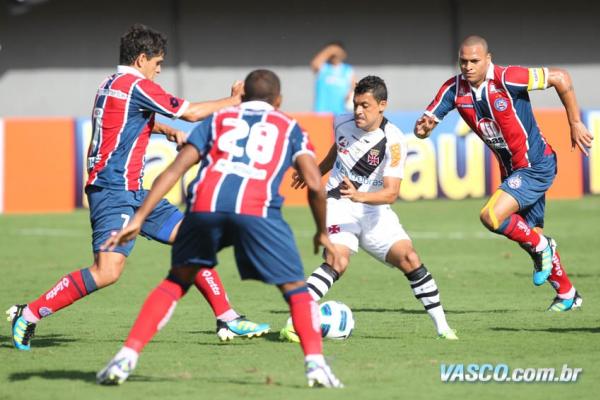 Em 2011, der Luis atuou na vitria por 2 a 0 em Pituau