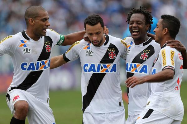Vasco teve a 11 maior folha salarial do futebol brasileiro em 2015