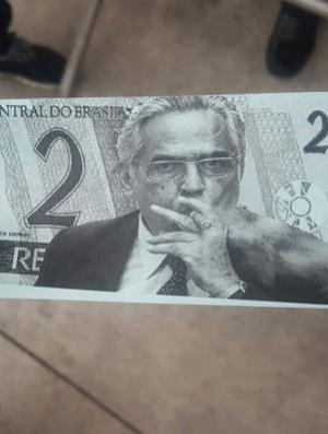 Nota falsa de dinheiro utilizada em protesto contra o Vasco: rosto de Eurico