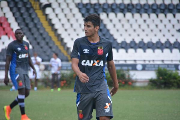 Zagueiro Ricardo marcou na segunda etapa do jogo-treino