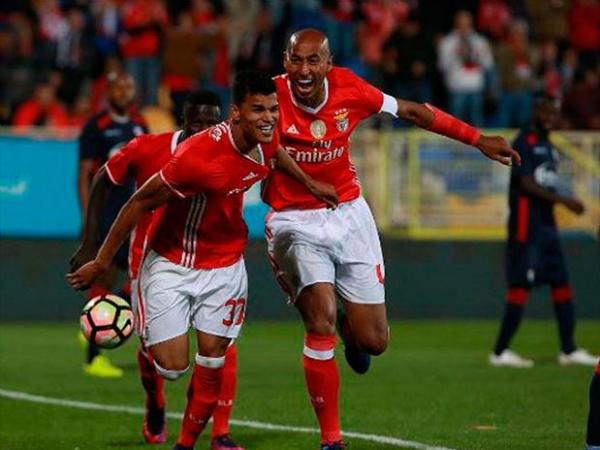 Danilo s entrou em campo cinco vezes com a camisa do Benfica na atual temporada