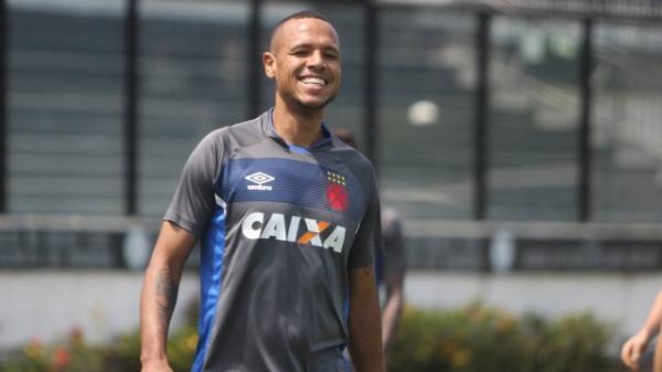 Luis Fabiano j disputou 16 partidas contra o Flamengo
