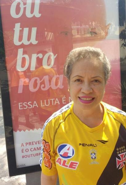 Mesmo em choque, a vascaína Sandra Coelho não desistiu de lutar contra o tumor