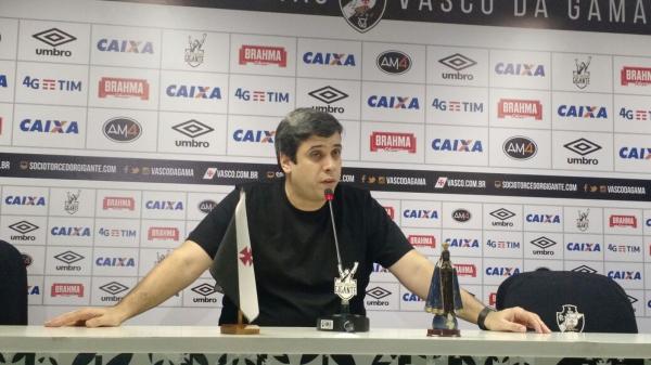 Euriquinho acusou o ex-meia Felipe de ligar para os jogadores do Vasco